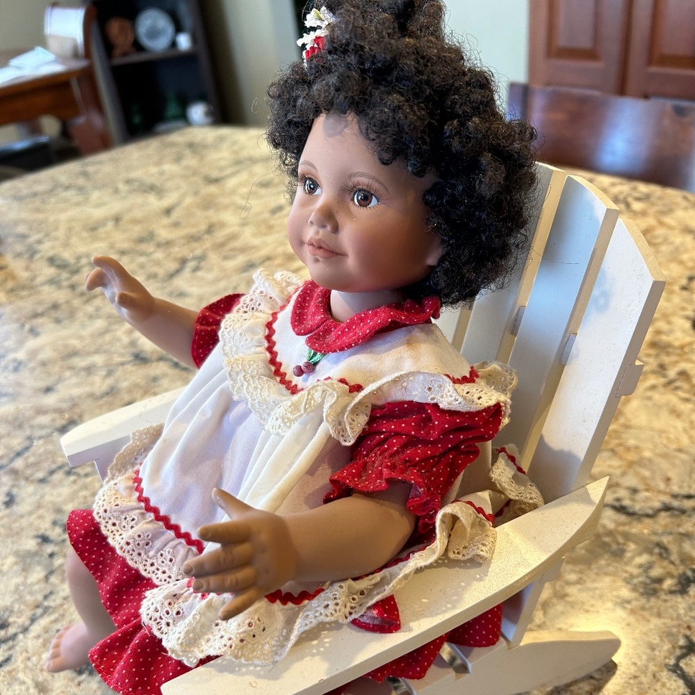 Georgetown Collection Doll - Picture 5 of 7